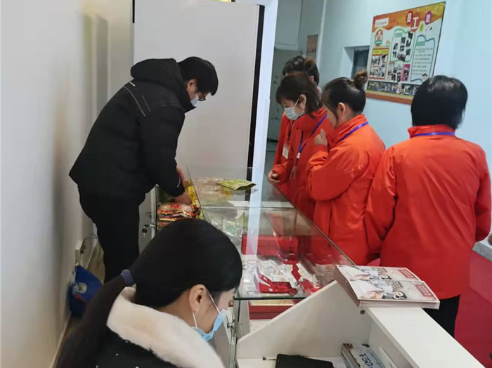 四川中青旅綿陽分社、綿陽市中旅假日旅行社、綿陽自來文化傳播有限公司24H自助售貨服務(wù)盛大開業(yè)